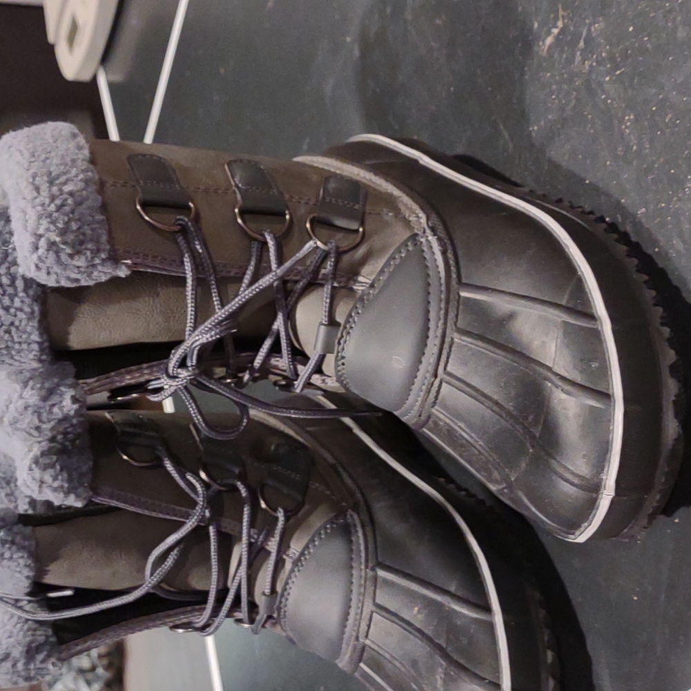 TORRID Grey Boots Size 9 - Picture 3 of 13